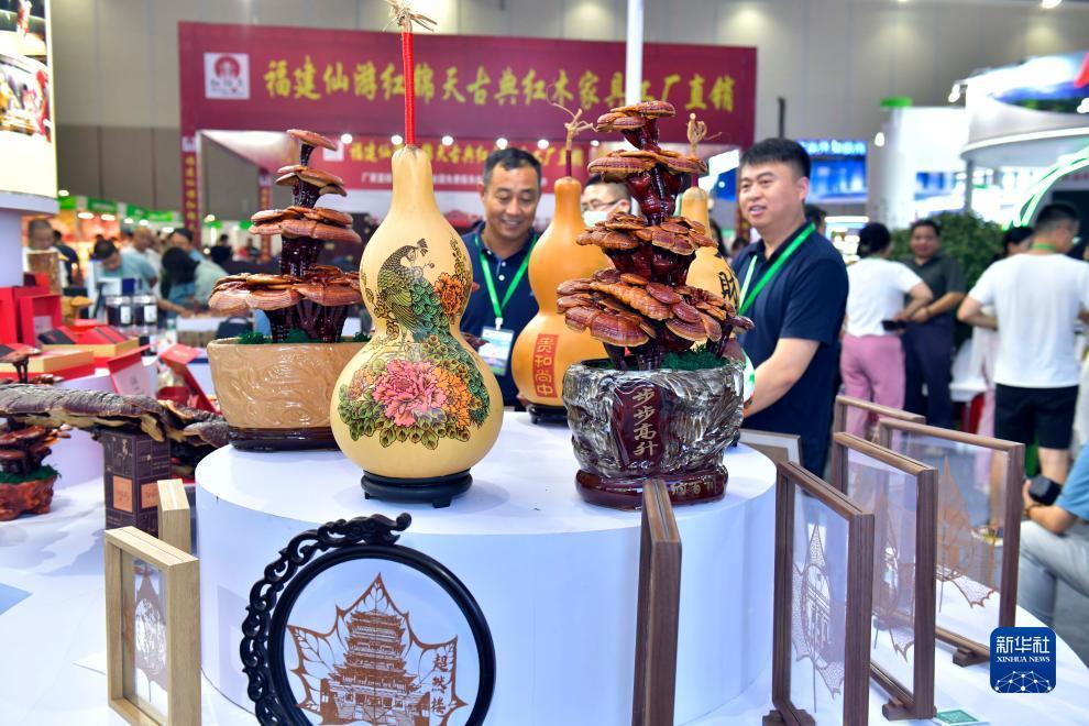 万人炸金花下载